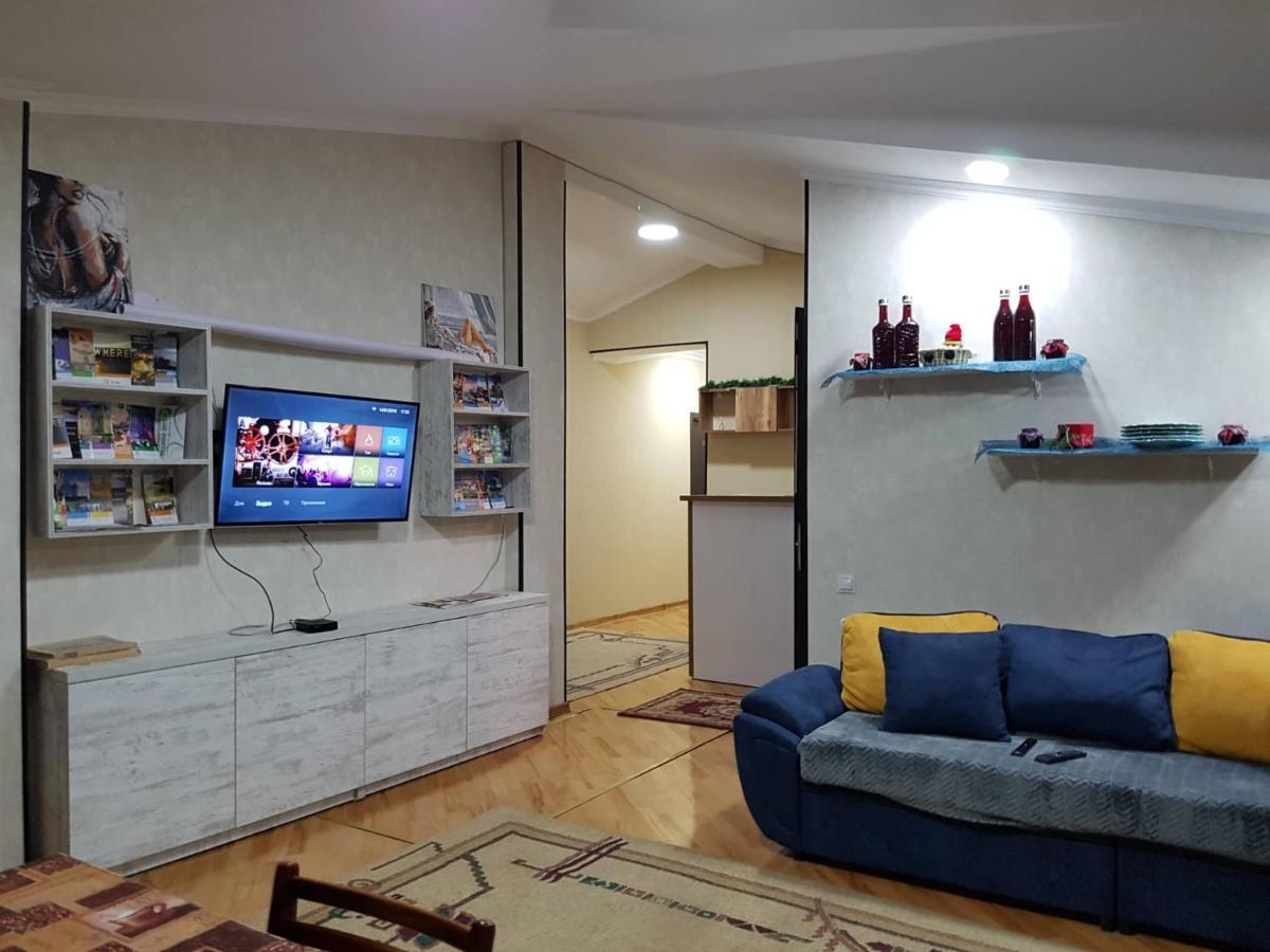 Guest House 15A Kutaisi Exterior foto