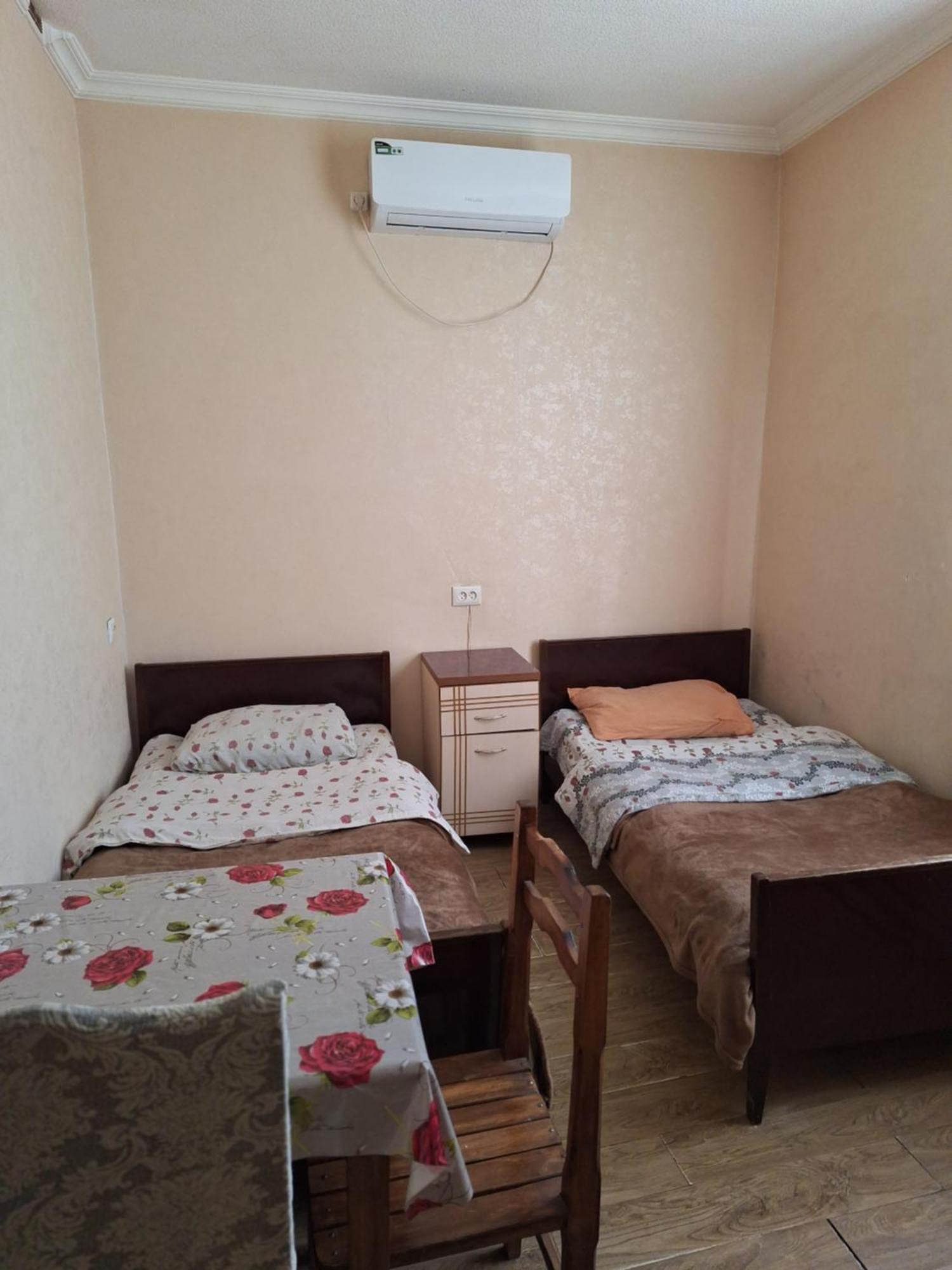 Guest House 15A Kutaisi Exterior foto