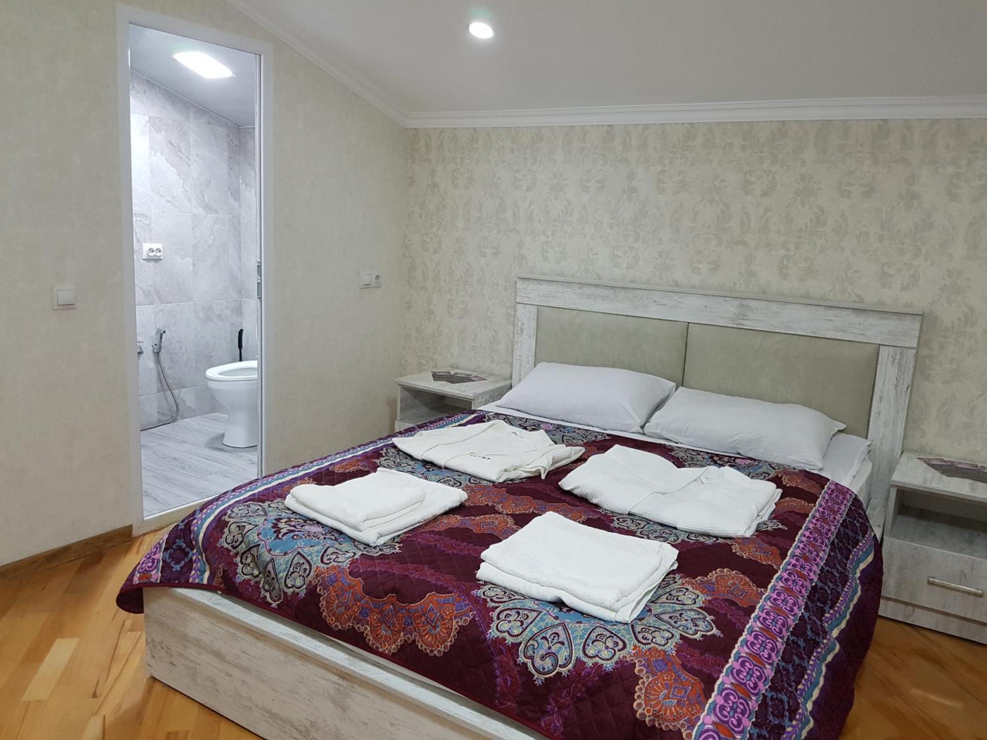 Guest House 15A Kutaisi Exterior foto