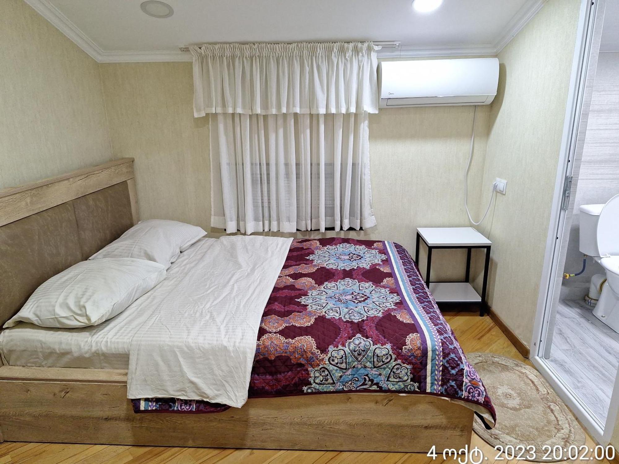 Guest House 15A Kutaisi Exterior foto